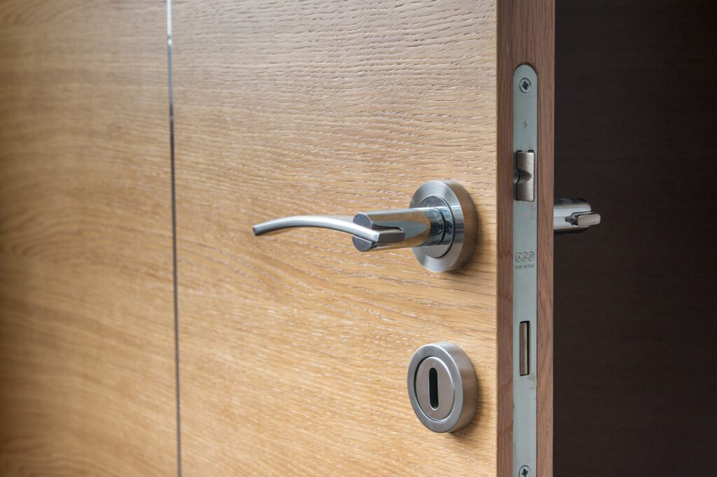 5 Benefits of Hiring a St Louis Commercial Locksmith